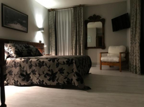 Отель Hotel Casa Julián  Пеньямельера-Альта